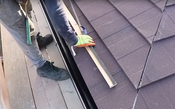 How To: Fit Shingle Hip Flashing with Britmet Lightweight Roofing