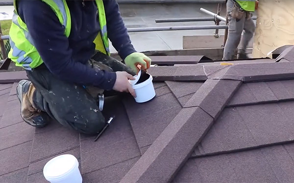 How To: Use Touch Up Kit with Britmet Lightweight Roofing